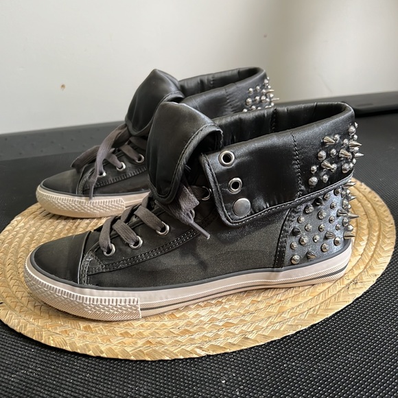 Aldo Silver Spikes Studs Satin High Top Canvas Sneakers Size 6 - Picture 12 of 12